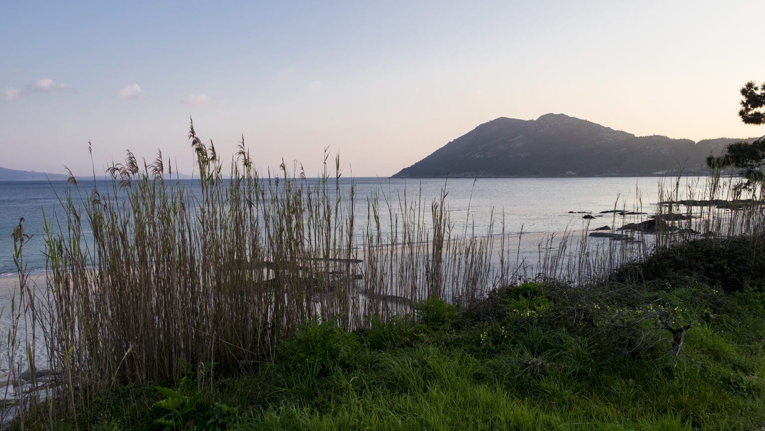 25 playas en la ría de Muros y Noia de Galicia TrotandoMundos