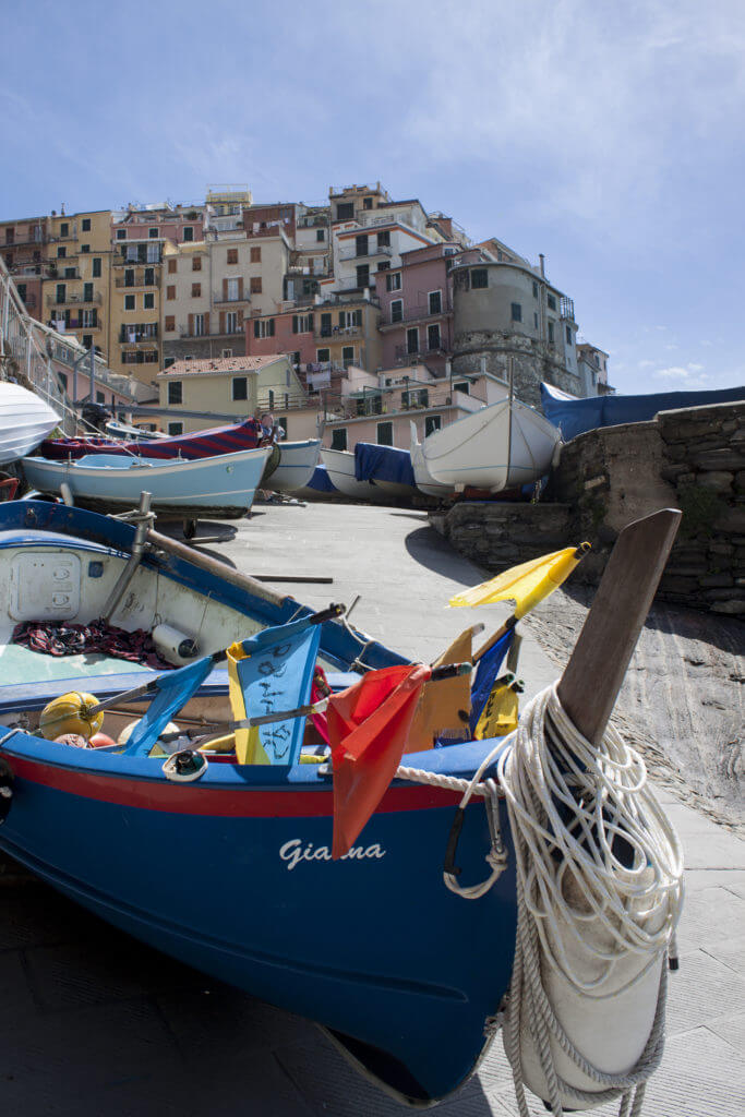 Cinque Terre en la costa mediterránea de Italia: cinco pueblos pintorescos y magnéticos