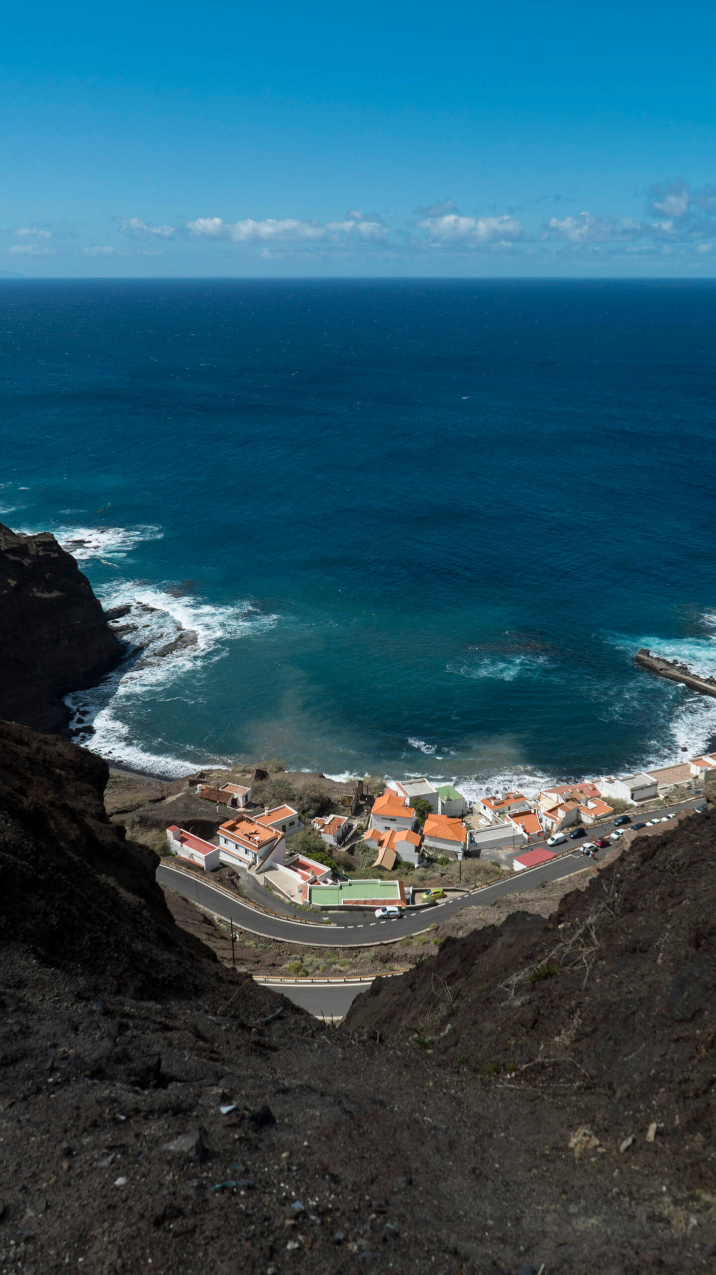Alojera en La Gomera - Islas Canarias - Alojera - acantilados