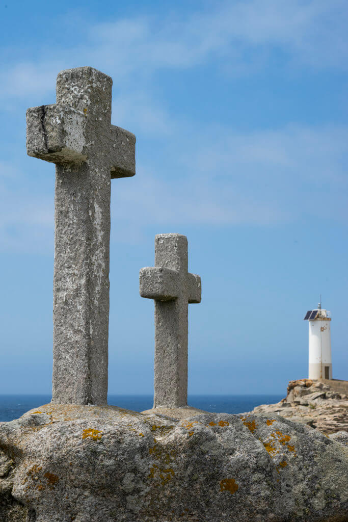 Punta y faro de Roncundo en Corme. Costa da Morte en Galicia