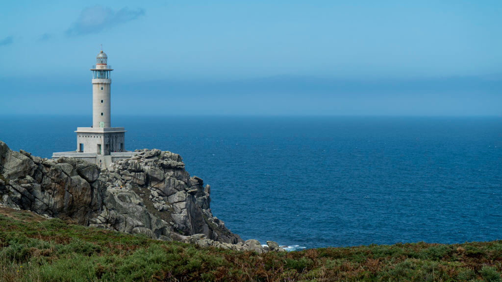 Faro de Punta Nariga en Malpica. Costa da Morte en Galicia