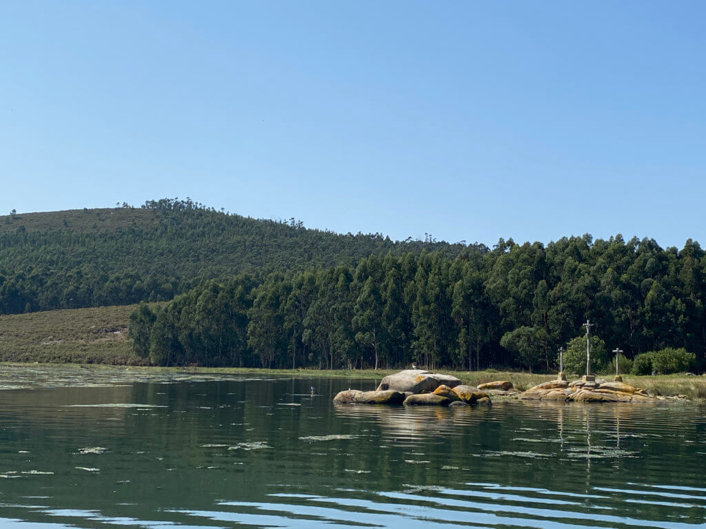 Vía Crucis en el río Ulla de Galicia