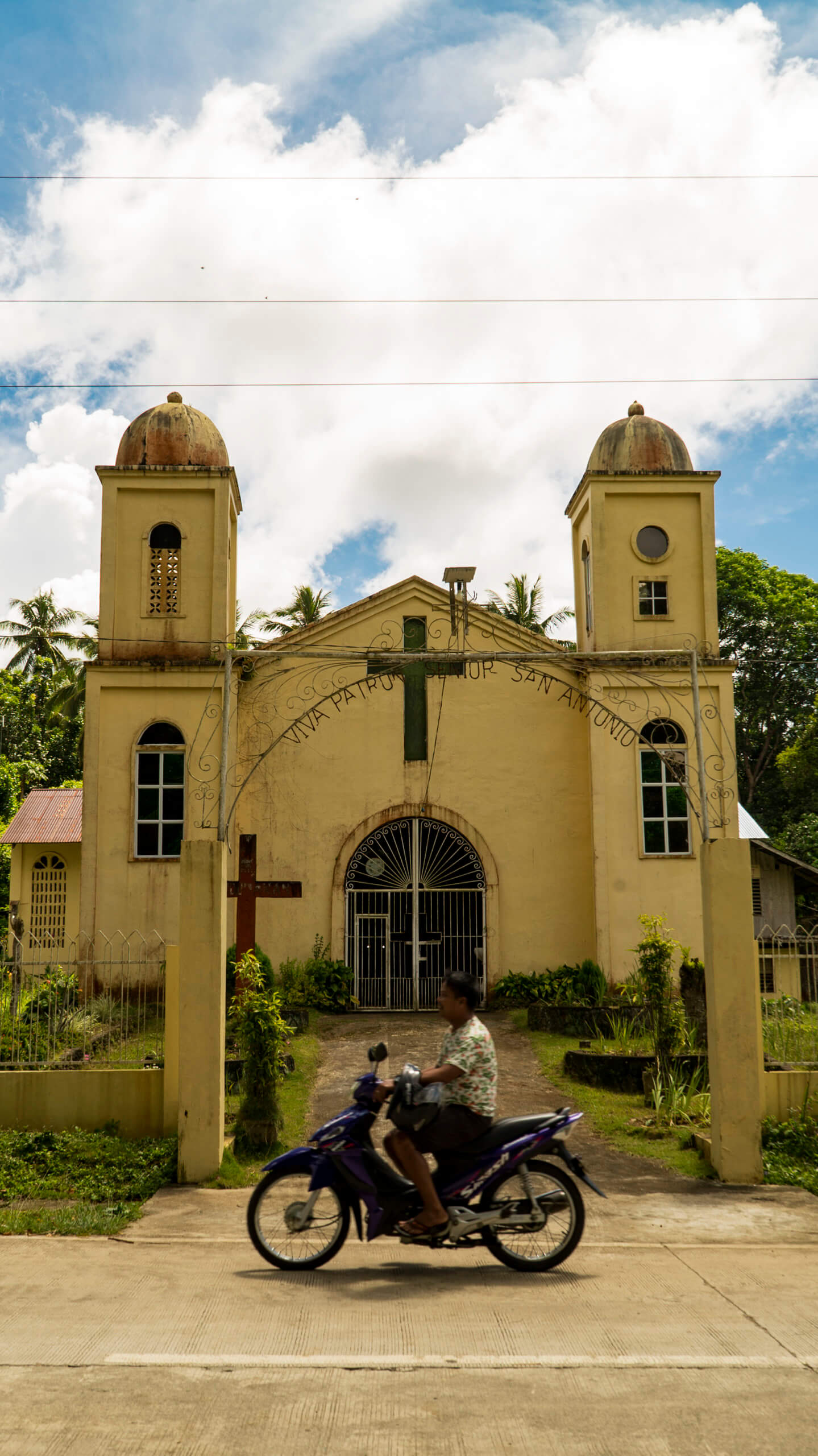 Iglesia en San Antonio. Isla de Siquijor. Filipinas