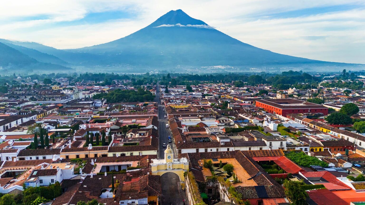 10 lugares que ver en la ciudad colonial de Antigua Guatemala ...